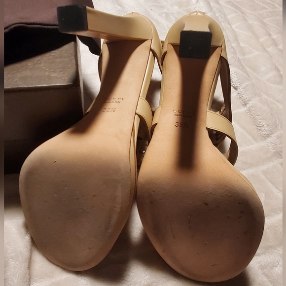 GUCCI Leather Sandals with Silver Hardware - Picture 9 of 12